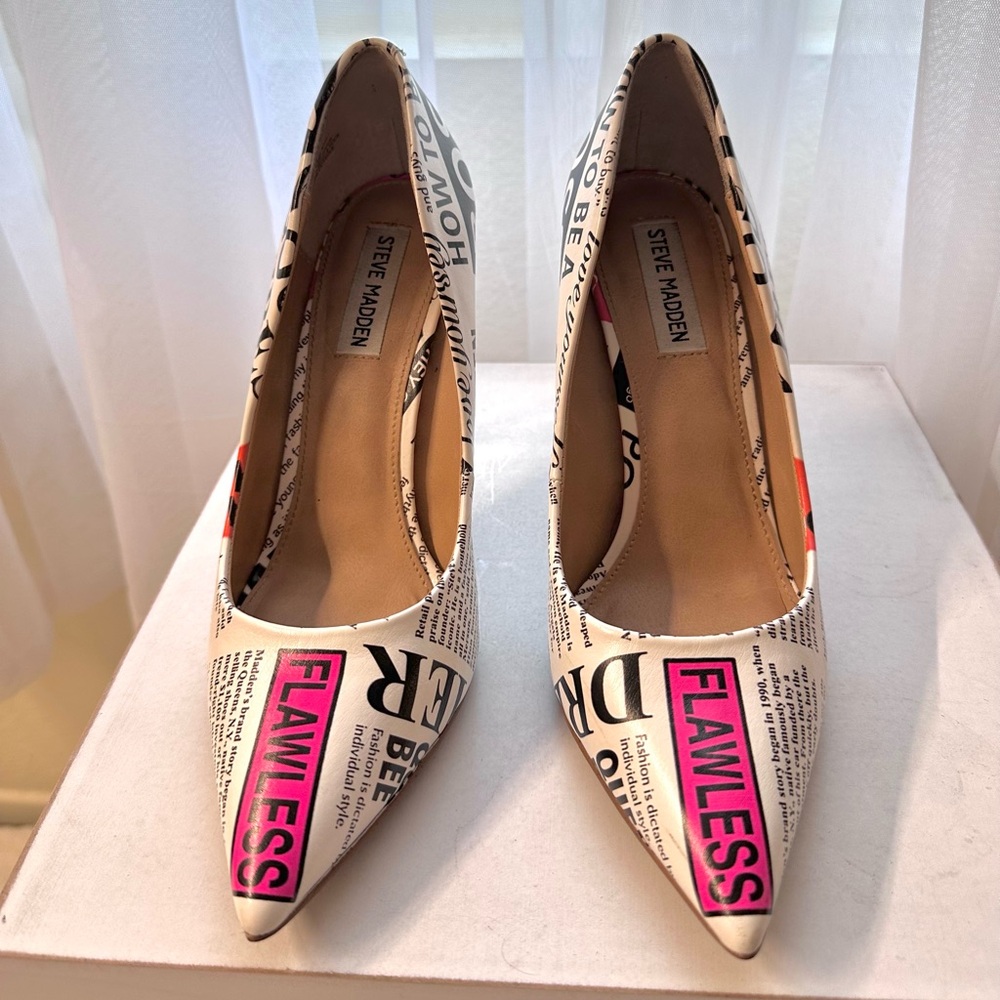 Steve Madden White Newspaper Print Pointed Toe Heels with Pink Accents - Picture 3 of 7